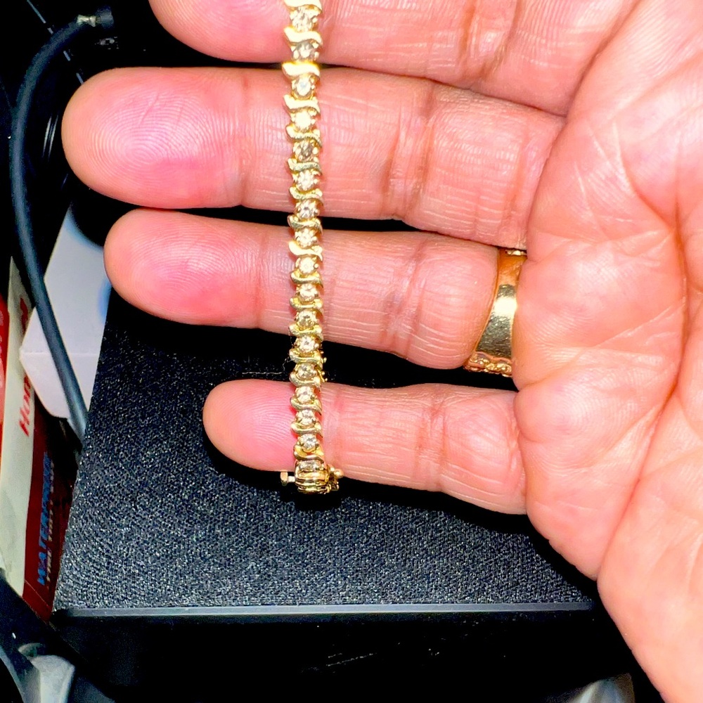 14kt Gold 2 Karat bracelet